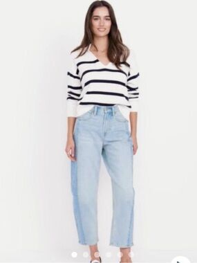 Old Navy Light Blue High-Rise barrel Jeans -2 Tall